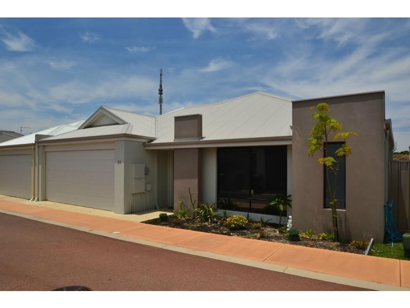 24/15 Crosthwait Circle, Tapping WA 6065