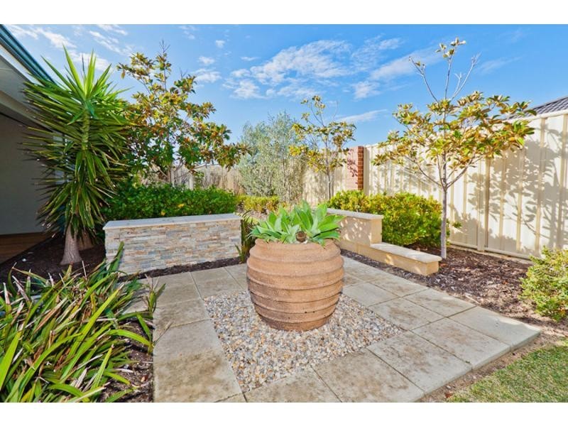 19 Jindalee Boulevard, Jindalee WA 6036