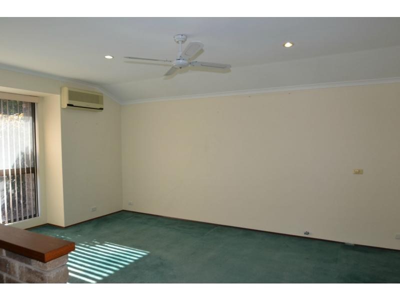 7 Vance Close, Kingsley WA 6026