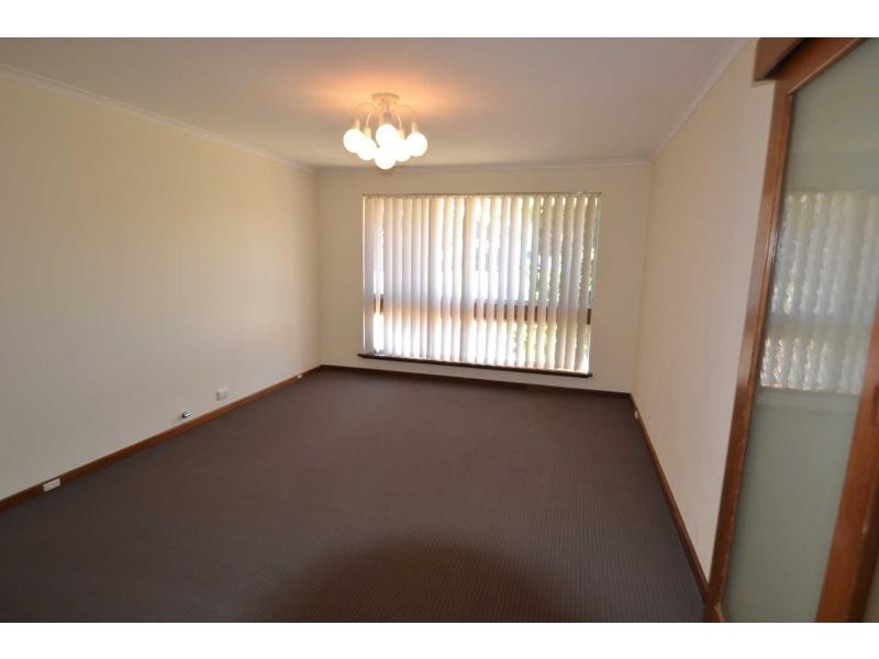 66 Cook Avenue, Hillarys WA 6025