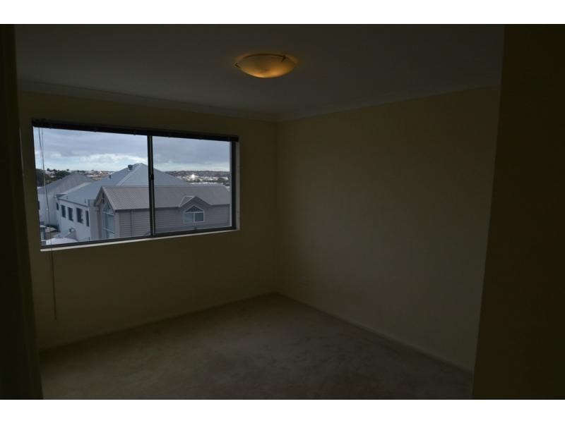 31 Ladera Drive, Clarkson WA 6030