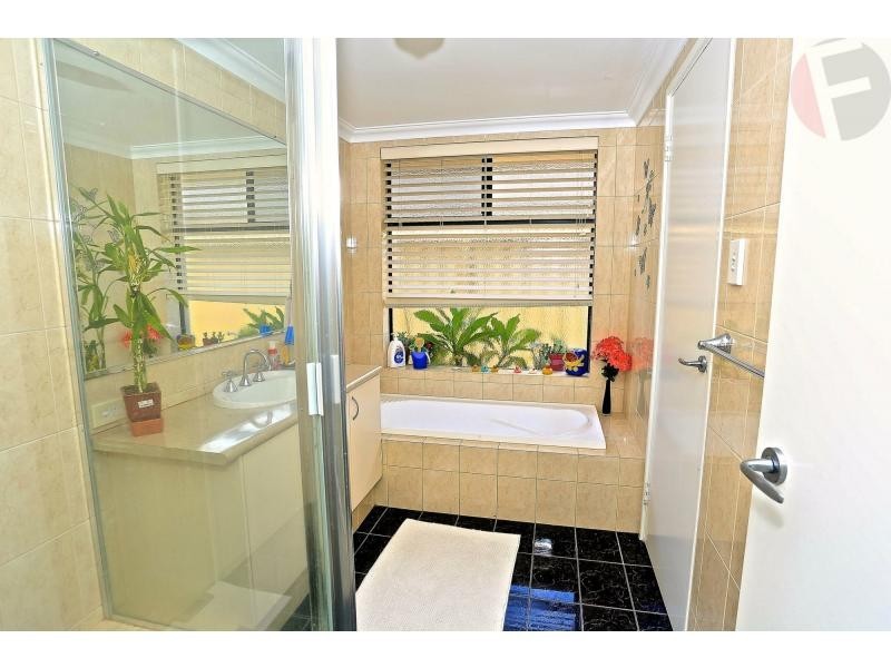 25 Rupara Circle, Quinns Rocks WA 6030