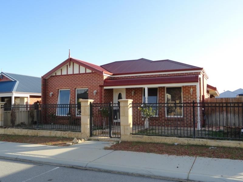 17 Ferryside Road, Butler WA 6036