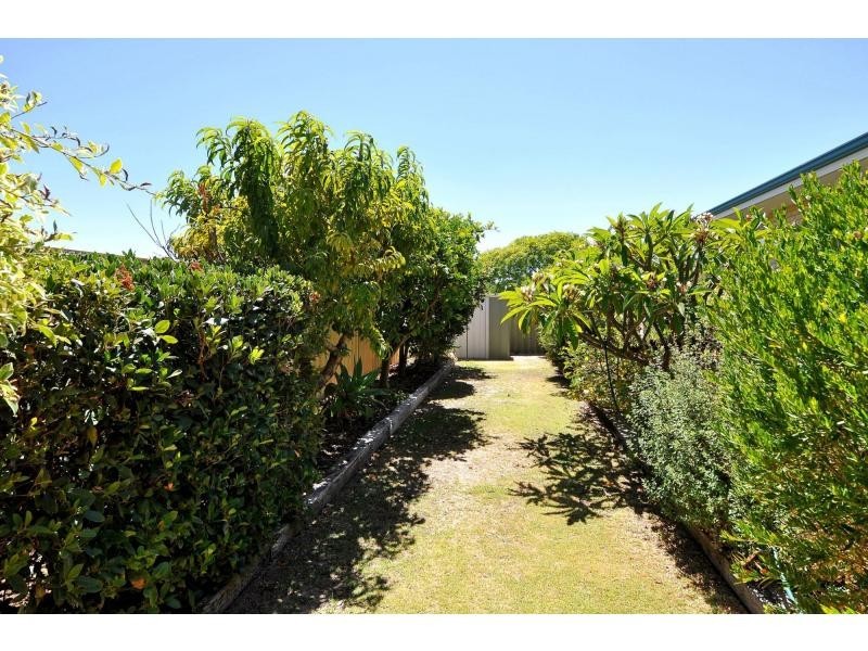 67 Caledonia Avenue, Currambine WA 6028