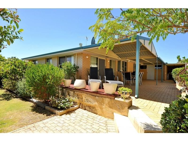 67 Caledonia Avenue, Currambine WA 6028