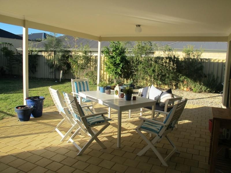 8 Swinford Way, Butler WA 6036