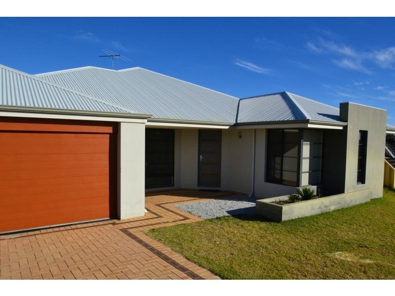 17 Kartner Road, Tapping WA 6065