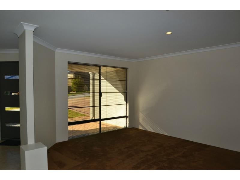 17 Kartner Road, Tapping WA 6065