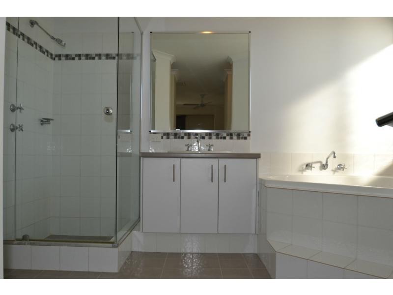 17 Kartner Road, Tapping WA 6065