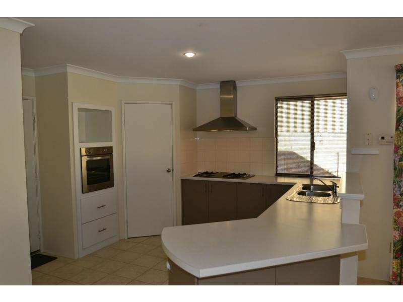 17 Kartner Road, Tapping WA 6065