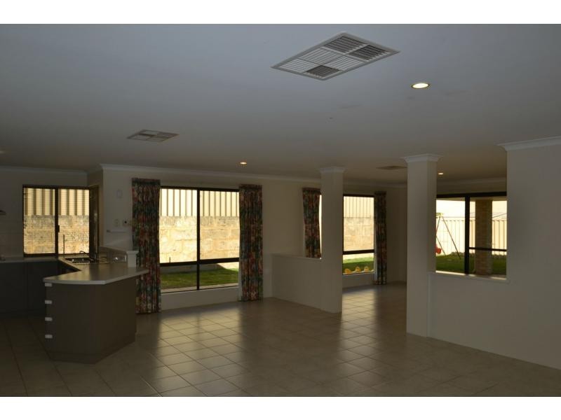 17 Kartner Road, Tapping WA 6065