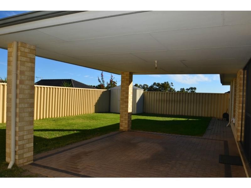 17 Kartner Road, Tapping WA 6065