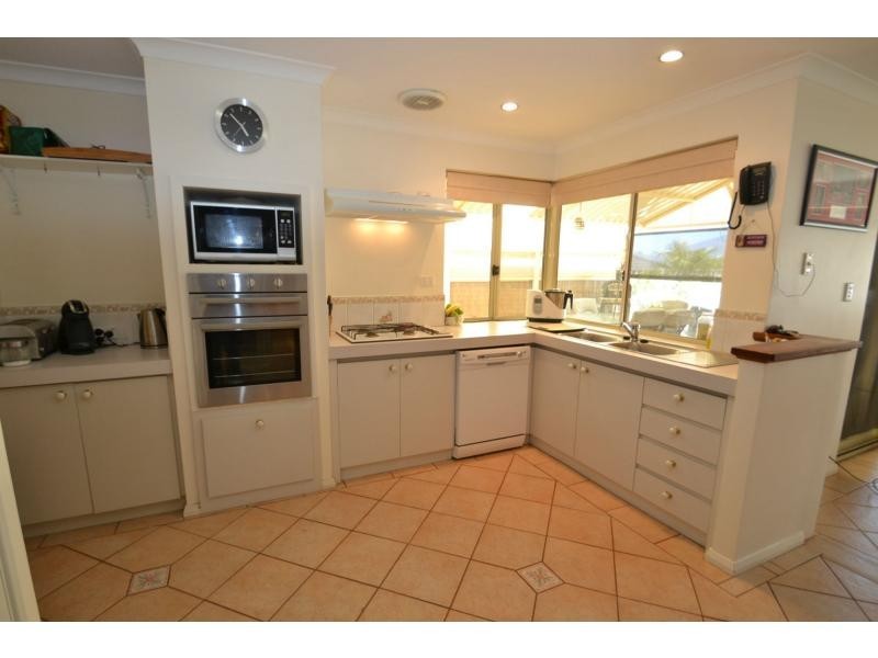 3 Petersen Close, Clarkson WA 6030