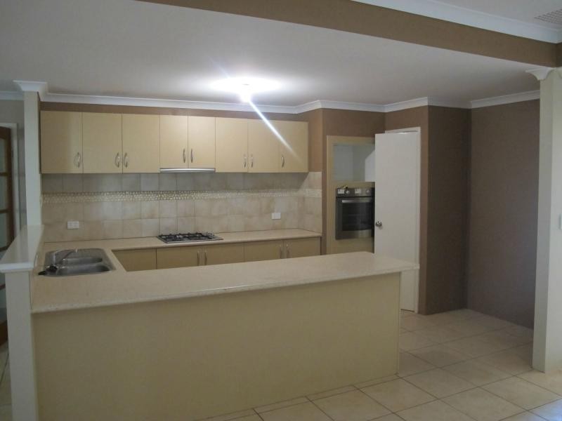 34 Ammanford Crescent, Butler WA 6036