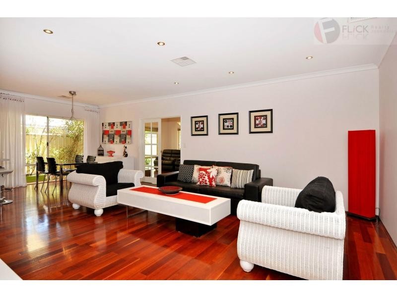 43 Rosewell Green, Wanneroo WA 6065