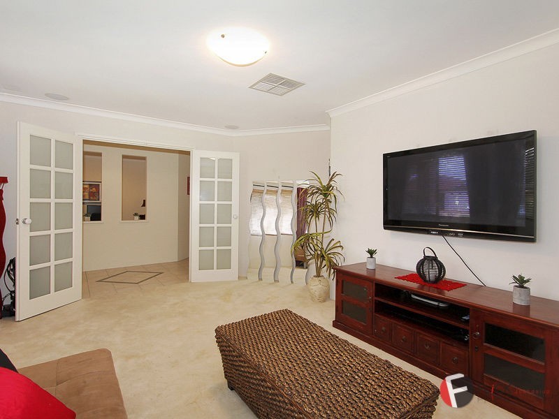 14 Hensley Loop, Landsdale WA 6065