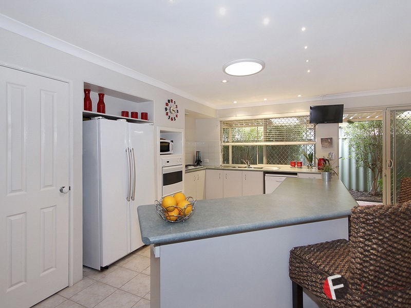 14 Hensley Loop, Landsdale WA 6065