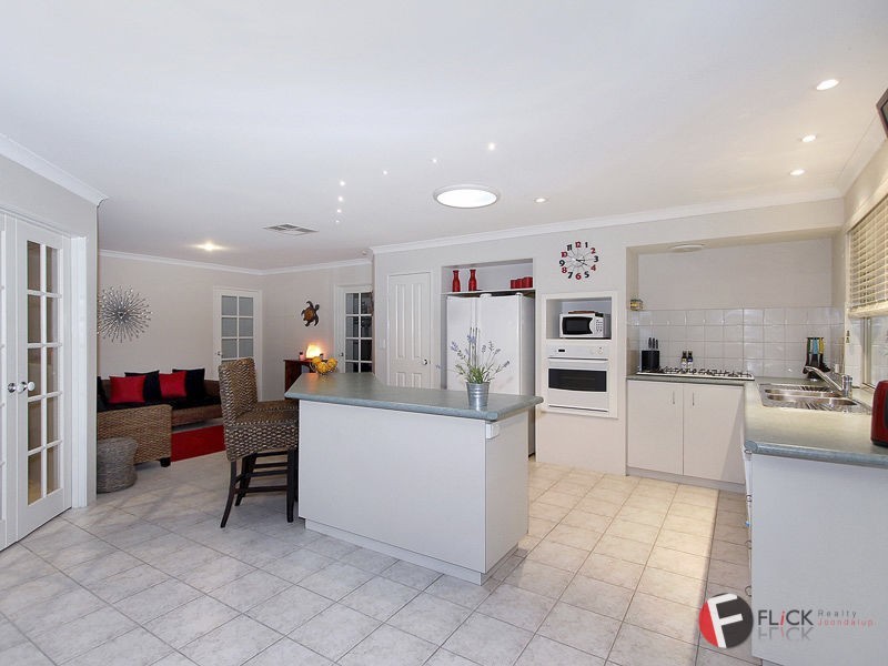 14 Hensley Loop, Landsdale WA 6065