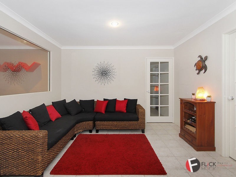 14 Hensley Loop, Landsdale WA 6065