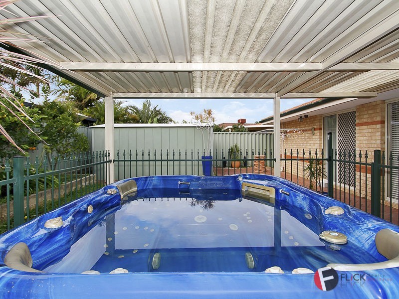 14 Hensley Loop, Landsdale WA 6065