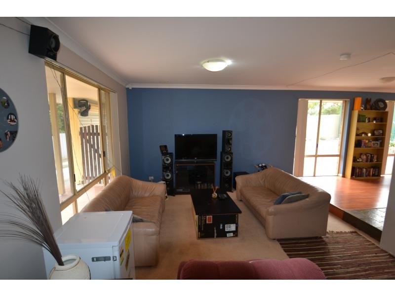 6 Fairfield Grove, Heathridge WA 6027