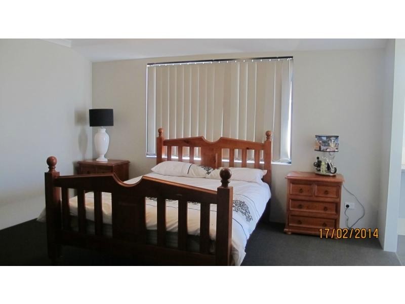 55 Jerrail Street, Yanchep WA 6035