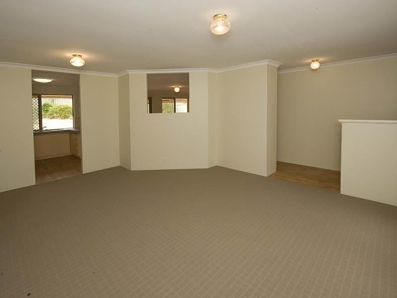 15 Carberry Square, Clarkson WA 6030