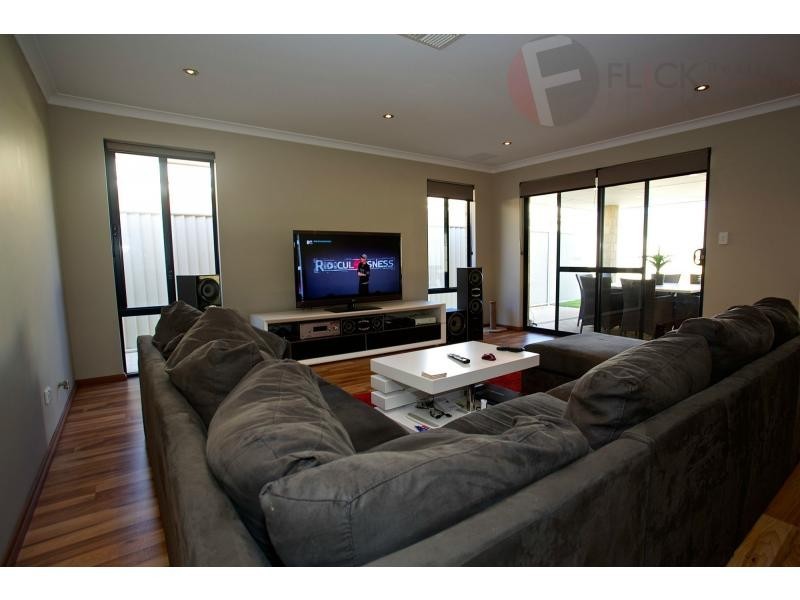 9 Gangway Turn, Alkimos WA 6038