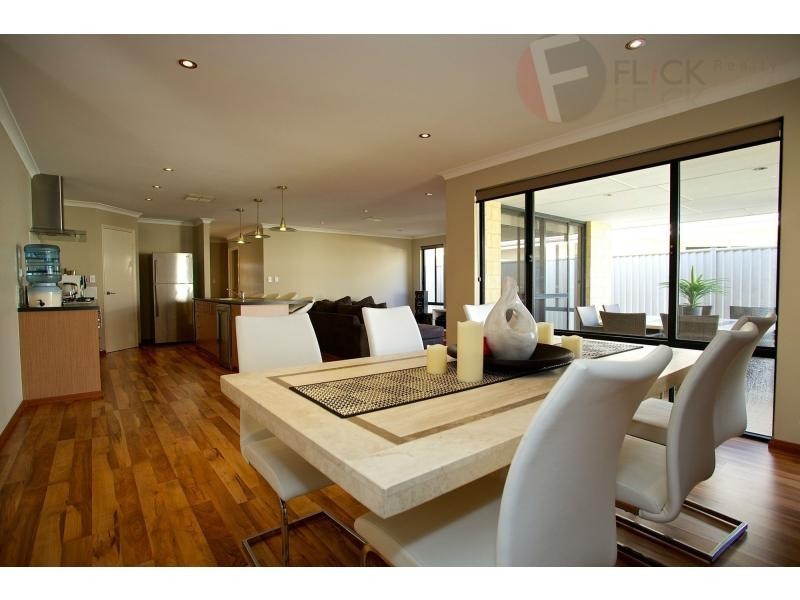 9 Gangway Turn, Alkimos WA 6038