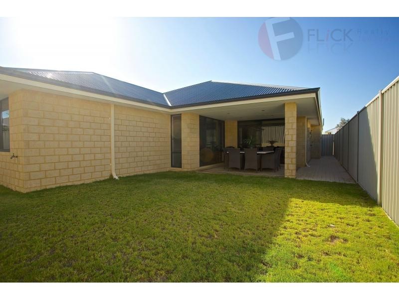 9 Gangway Turn, Alkimos WA 6038