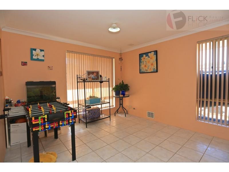 15 Rickmann Place, Marangaroo WA 6064