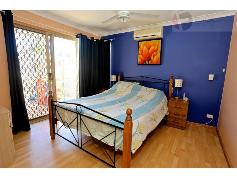 15 Rickmann Place, Marangaroo WA 6064