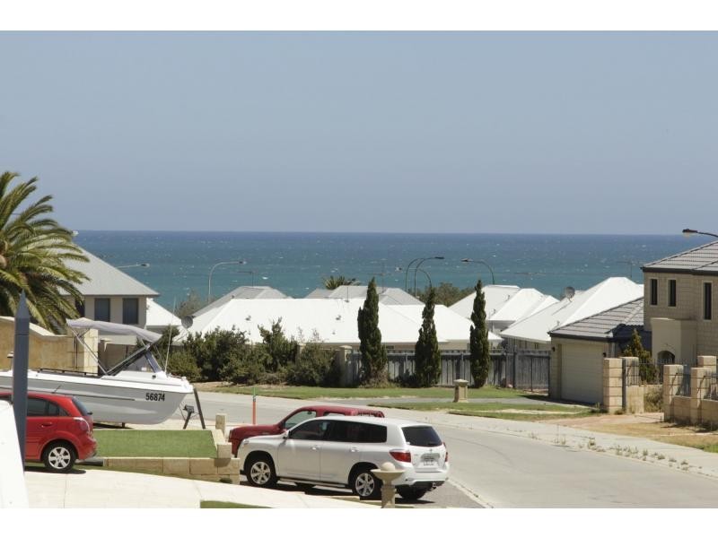 30 Camira Way, Quinns Rocks WA 6030