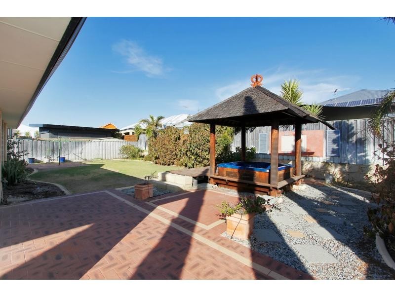 30 Camira Way, Quinns Rocks WA 6030