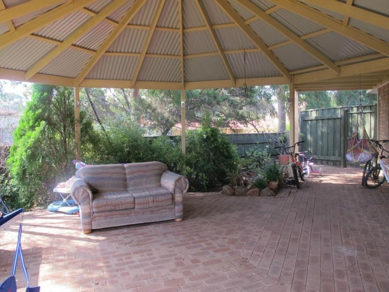 40 Royal Melbourne Avenue, Connolly WA 6027