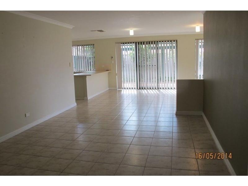 8 Arabella Mews, Currambine WA 6028