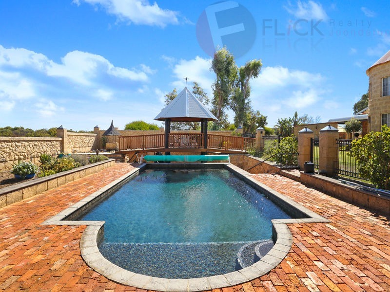 213 Tamarisk Drive, Gabbadah WA 6041