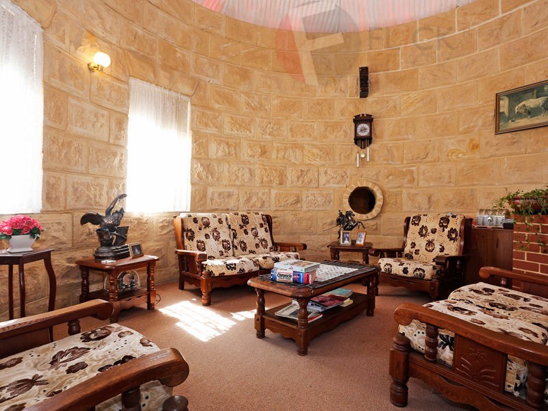 213 Tamarisk Drive, Gabbadah WA 6041