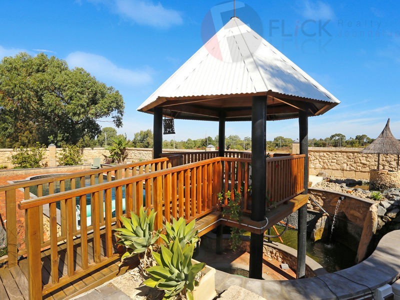 213 Tamarisk Drive, Gabbadah WA 6041