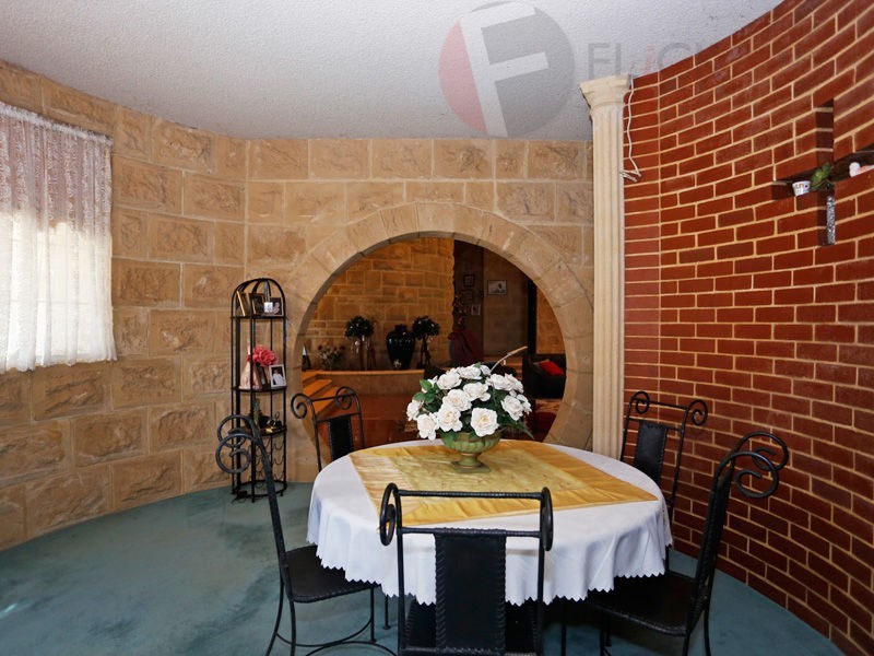 213 Tamarisk Drive, Gabbadah WA 6041