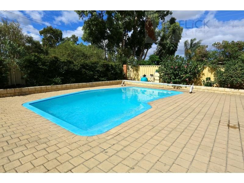 19 Sandilands Circuit, Tapping WA 6065