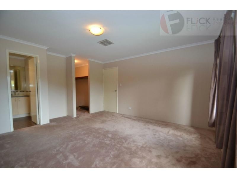 10 Kahana Parkway, Butler WA 6036