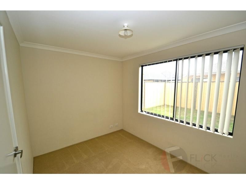 4 Finke Bend, Yanchep WA 6035