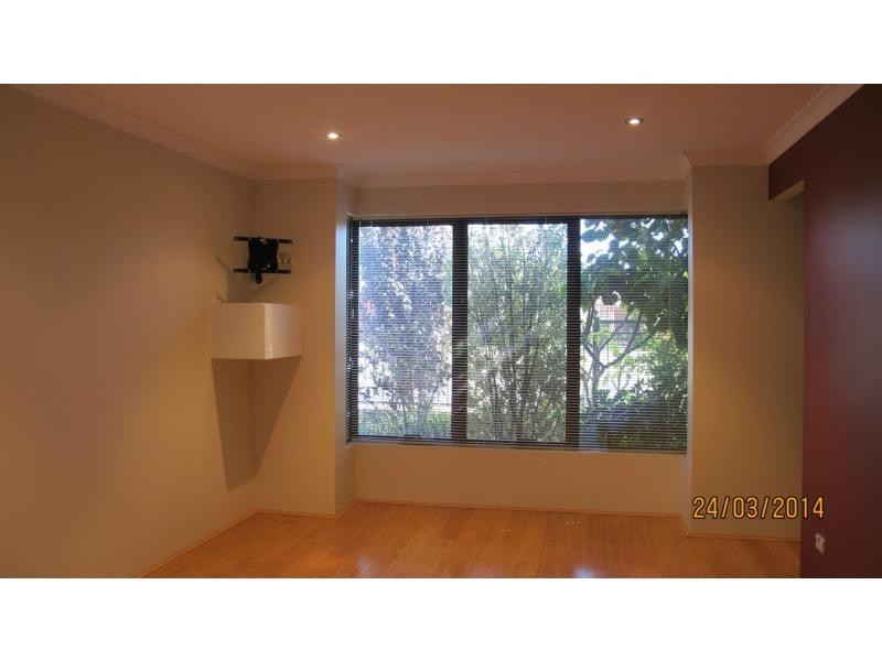 16 La Mirada Avenue, Clarkson WA 6030