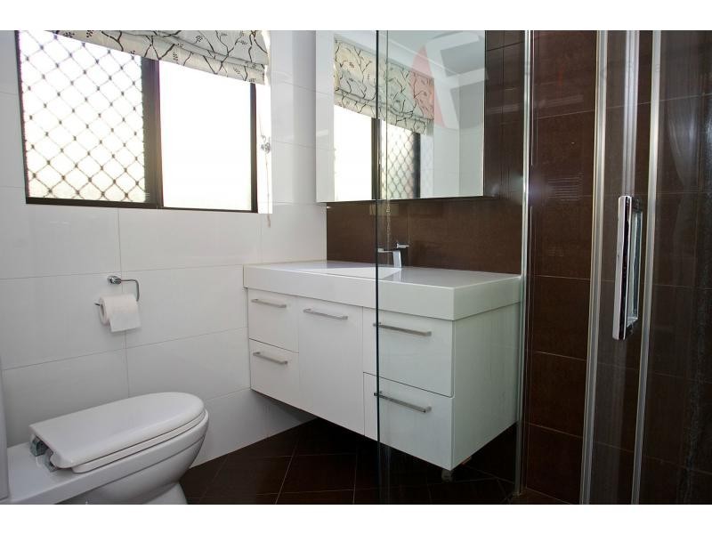 26 Houghton Drive, Carramar WA 6031