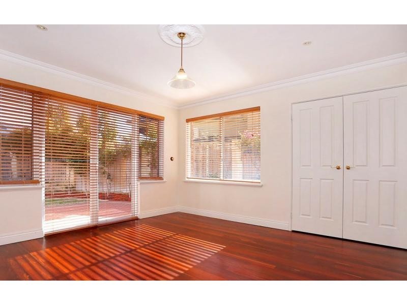 8 Gateshead Loop, Mindarie WA 6030