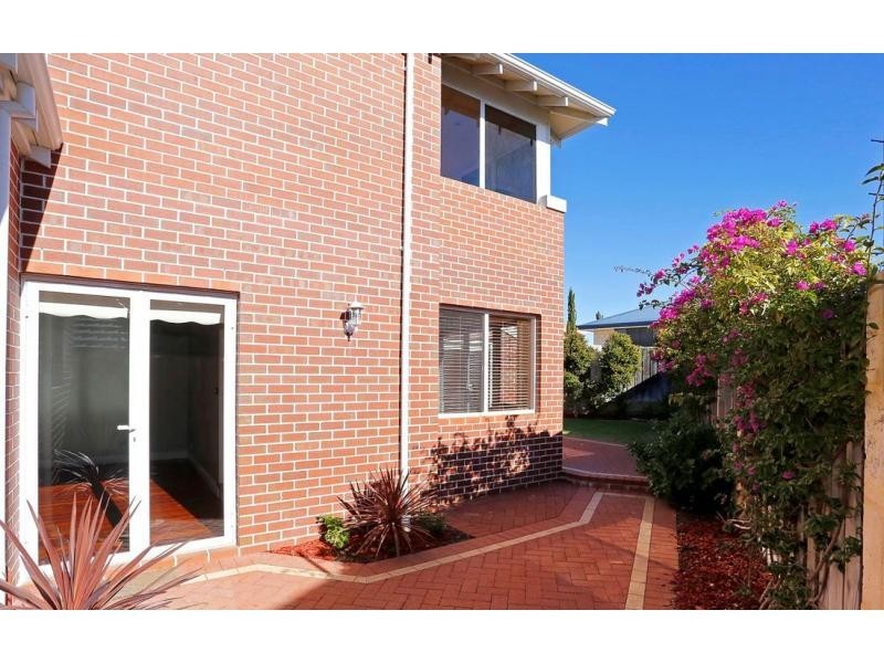 8 Gateshead Loop, Mindarie WA 6030