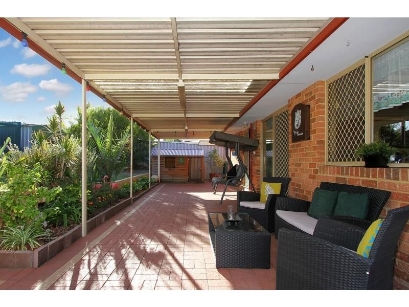 29 Frond Circuit, Banksia Grove WA 6031