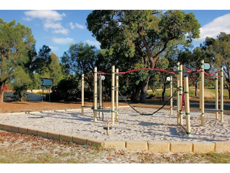 29 Frond Circuit, Banksia Grove WA 6031