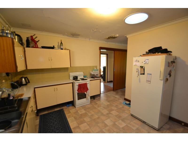 39 Ochiltree Way, Kardinya WA 6163